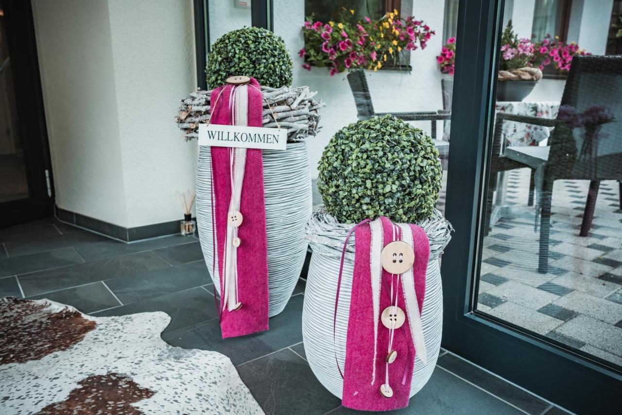 Hotel Garni Romantika Sankt Leonhard im Pitztal Exteriér fotografie