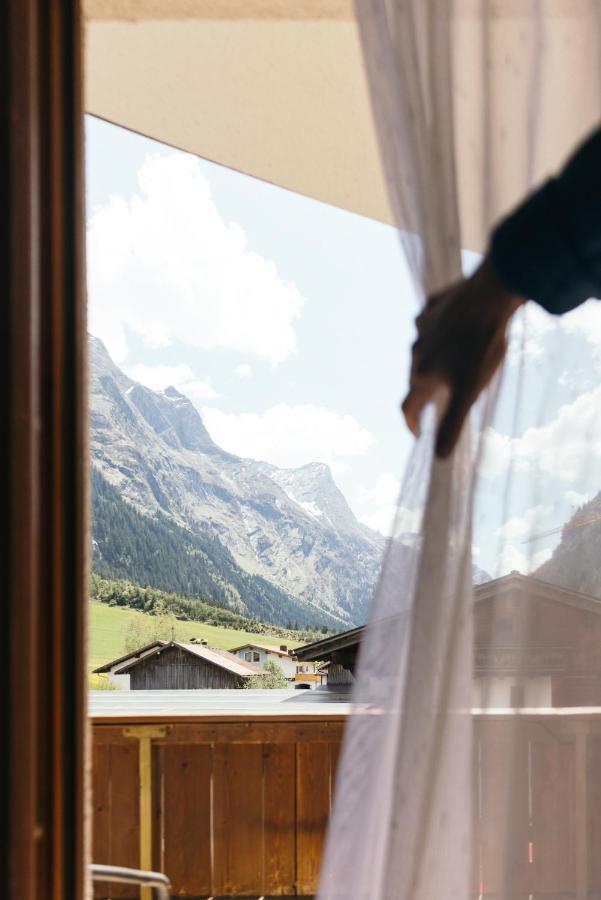 Hotel Garni Romantika Sankt Leonhard im Pitztal Exteriér fotografie